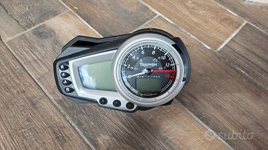 Triumph street triple 675  contachilometri 