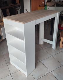 penisola cucina con sgabelli
