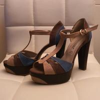 Sandali suede tacco e plateau 