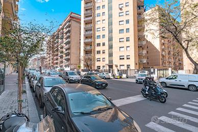 VIALE MARIO RAPISARDI:Vani 3- Buone condizioni