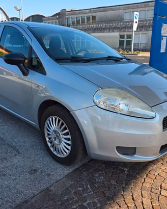 Fiat Grande Punto 1.3 MJT 75 CV 5 porte con 229.00