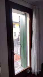 Portefinestra in legno e vetrocamera