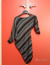 Top a righe asimmetriche