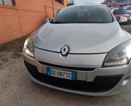 Renault Megane Mégane 1.5 dCi 2010 full