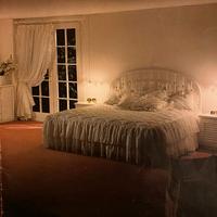 Letto in ferro + reti + lampade a sospensione