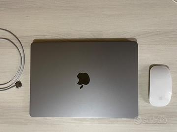 MacBook Air 13" M2 (512GB)  Perfetto + Magic Mouse