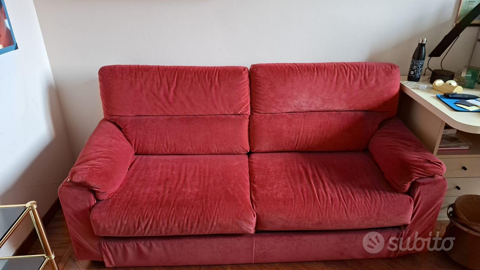 Divano Letto Divanetto Posti Usato Compro Divani Usati Noleggio