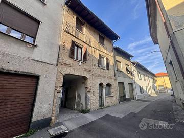 Appartamento di 51 m² con 3 locali a Carugo