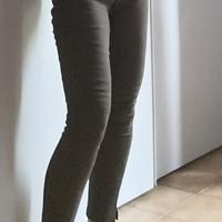 pantalone a sigaretta elasticizzato 