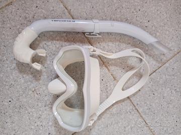 maschera snorkeling con boccaglio