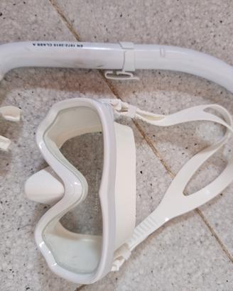 maschera snorkeling con boccaglio