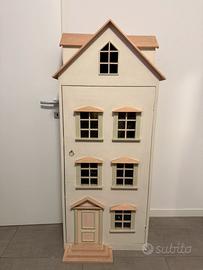 Casa in legno per giochi dimenzione uomo