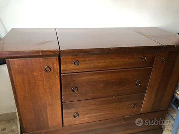 Cassettiera con specchio arte povera