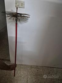 spazzola per camino