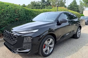 AUDI Q3 SPB TDI 110 kW S tronic S Line ed. NAVI
