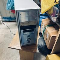 Cmputer fisso per pezzi di ricambio