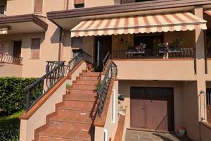 Villetta a schiera di 220 m² con 5 locali e box au