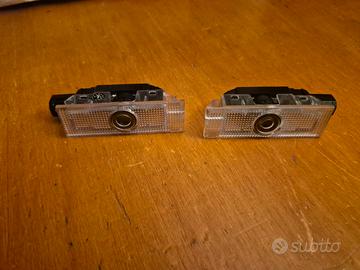 proiettori / luci cortesia