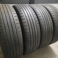 Gomme 215/65/17