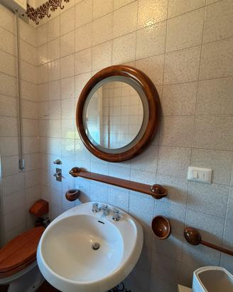 Arredo bagno anni 70