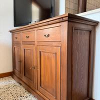 Mobile in legno massello