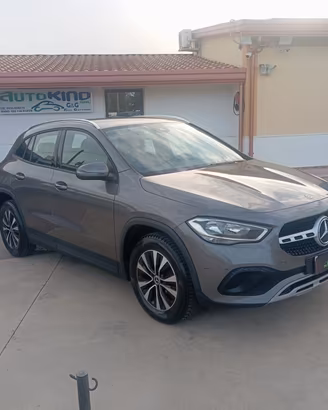 Mercedes-benz GLA 180 GLA 180 d Automatic Business