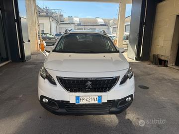 Peugeot 2008 PureTech 82 Allure