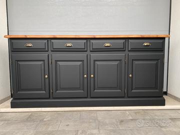 Credenza