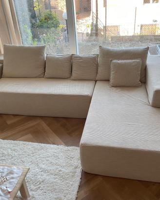Divano chaiselongue beige! Come nuovo