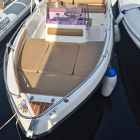 Barca ranieri pathfinder 5.70(pontile compreso)