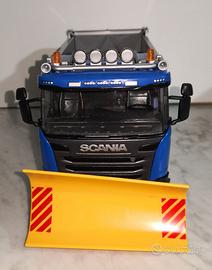 SCANIA G 6x4 SPAZZANEVE, 1/25 EMEK15504