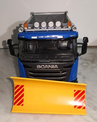 SCANIA G 6x4 SPAZZANEVE, 1/25 EMEK15504
