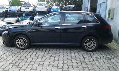 Ricambi Fiat Croma 1900 JTD Automatica Anno 2010