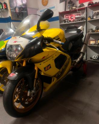 Aprilia rsv 1000 r 2003 da immatricolare