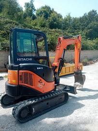 Miniescavatore usato HITACHI ZX29u