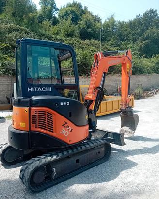 Miniescavatore usato HITACHI ZX29u