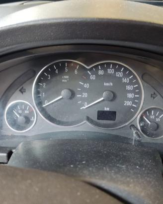 Quadro strumenti OPEL MERIVA 1700cc DTI del 2004