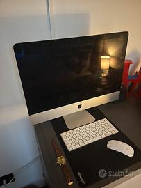 iMac 21.5” 2017 8GB 1TB + tastiera Apple + Mouse