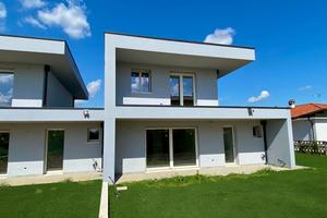 VILLETTA A SCHIERA NEL CUORE DI FIUME VENETO