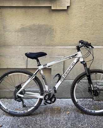 Mountain Bike  DABOMB Cluster Bomb