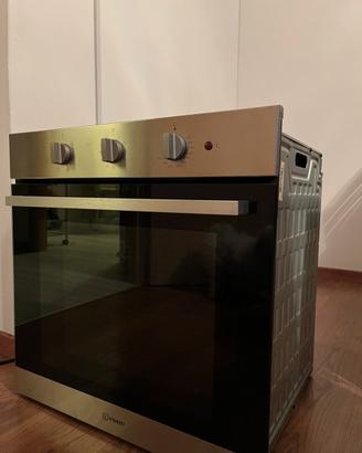 Forno elettrico Indesit IFW 6530 IX