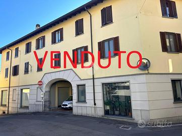 BOX A MONTICELLO BRIANZA