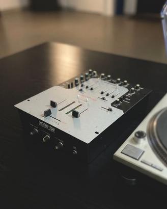 Mixer allen &  heath xone 02