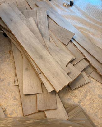 Laminato 120*20 circa 100mq