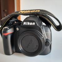Reflex Nikon D3000