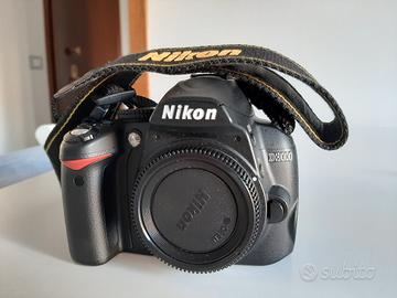 Reflex Nikon D3000