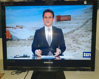 Samsung SyncMaster 225MD 22" LCD Monitor Tv