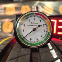 2 GOMME 205 55 17 ESTIVE AL 90% MICHELIN