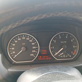 BMW serie 1 118i 143 CV benzina 