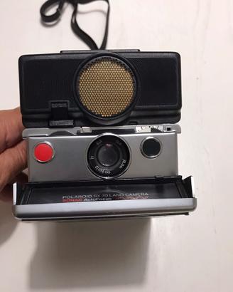Polaroid SX 70 One Step Sonar Autofocus